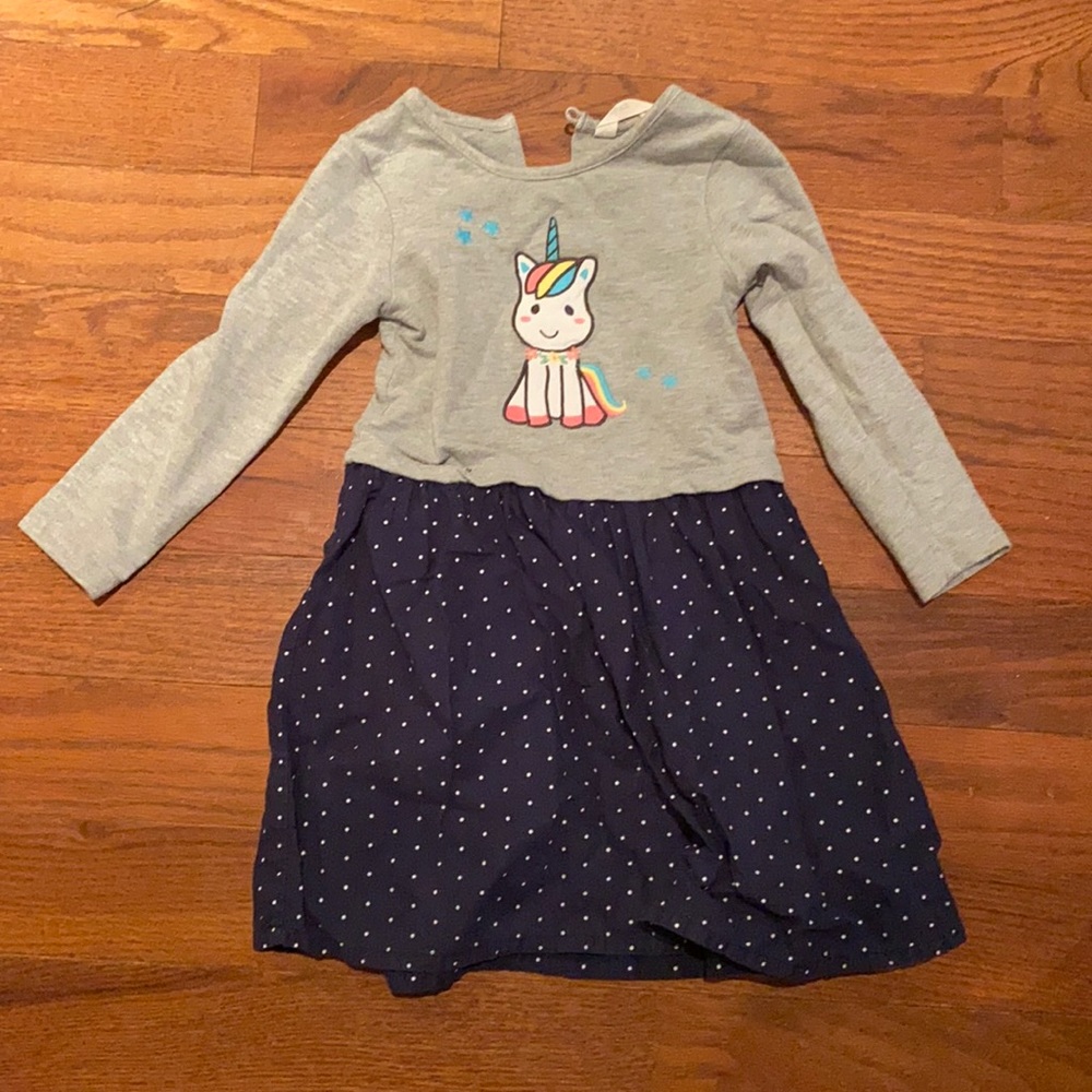 Girl’s dress